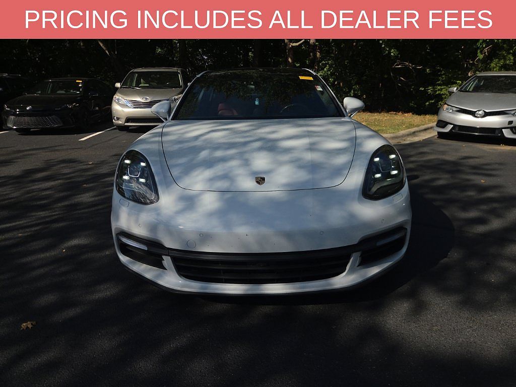 2018 Porsche Panamera 4