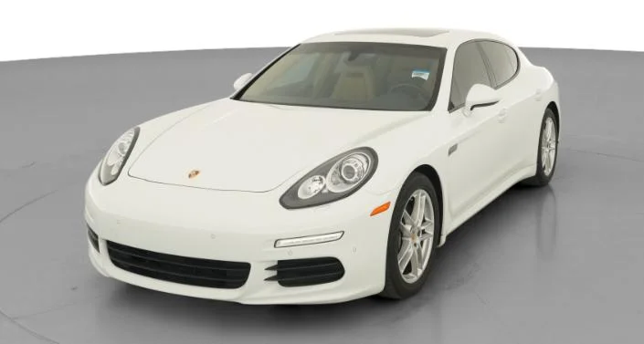 2015 Porsche Panamera 4