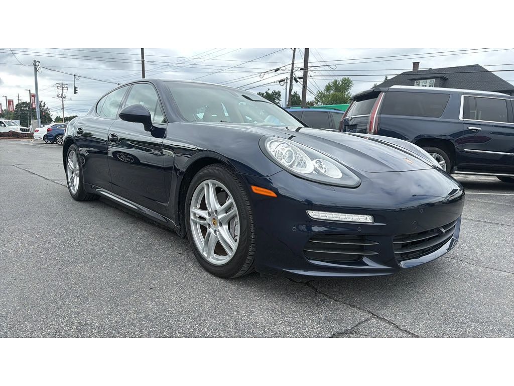 2016 Porsche Panamera