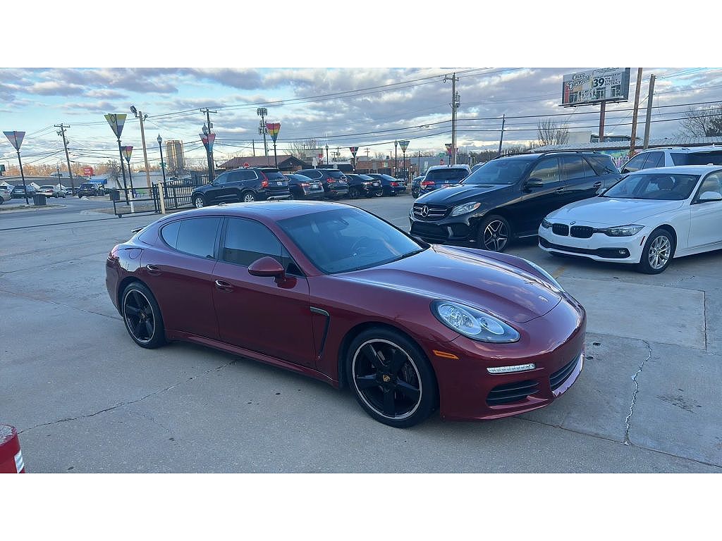 2016 Porsche Panamera
