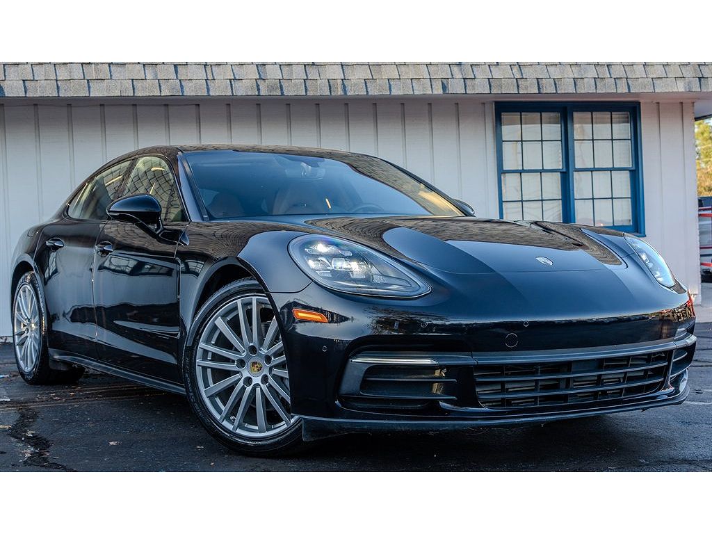 2018 Porsche Panamera