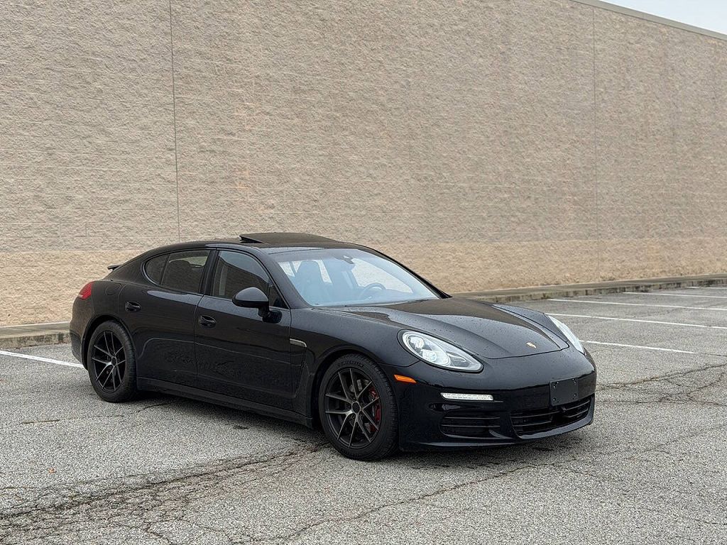 2016 Porsche Panamera