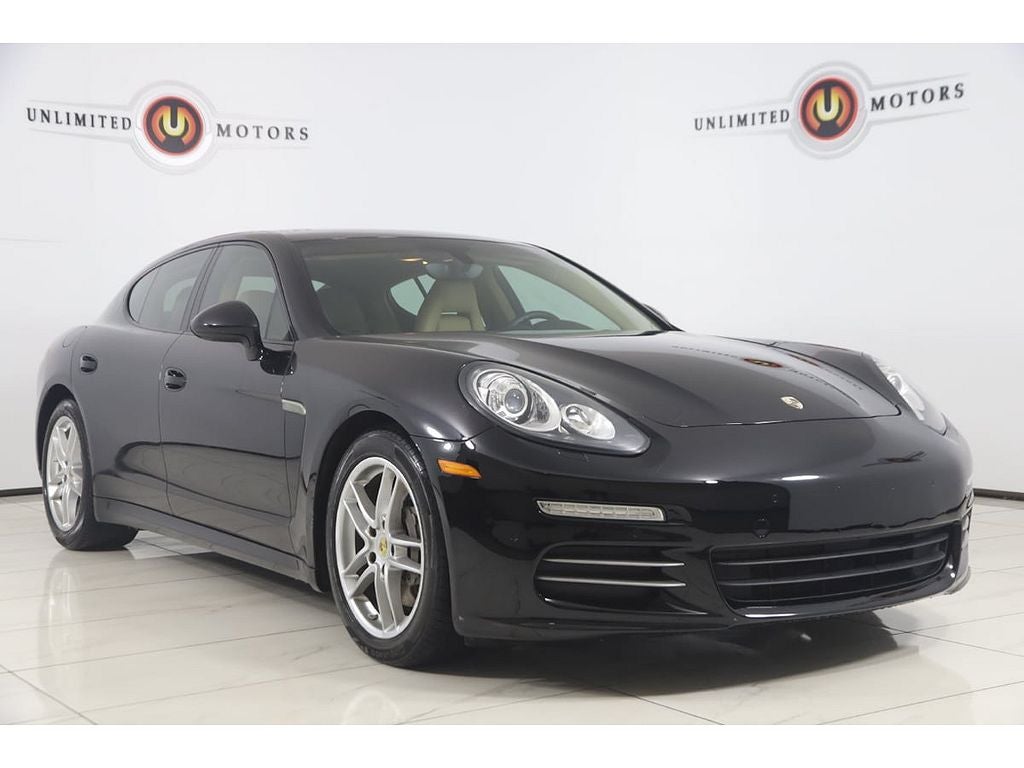 2016 Porsche Panamera 4