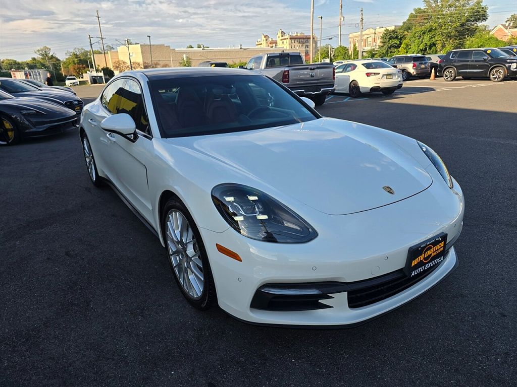 2018 Porsche Panamera