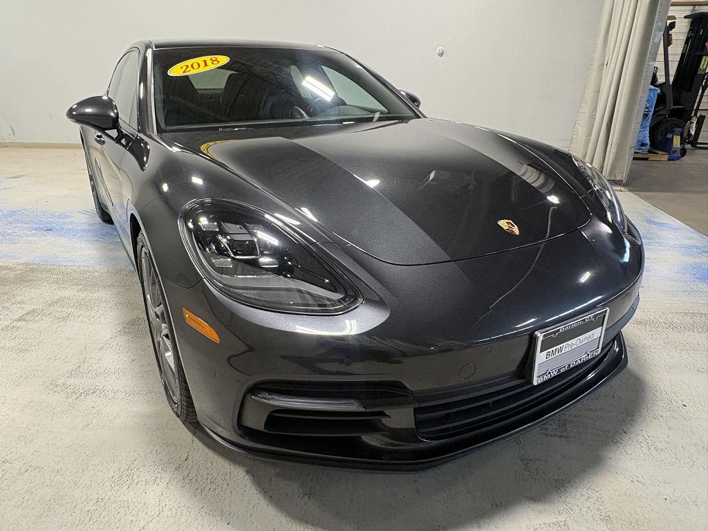 2018 Porsche Panamera 4