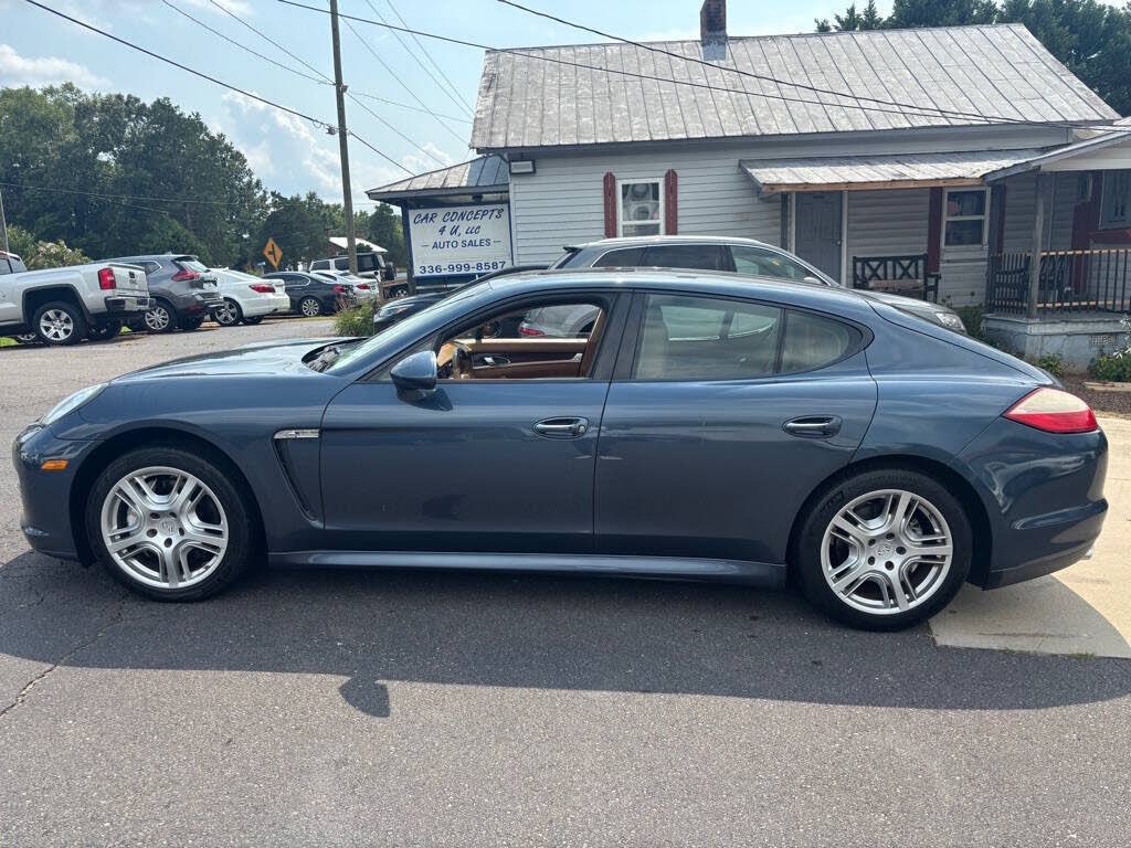 2011 Porsche Panamera 4