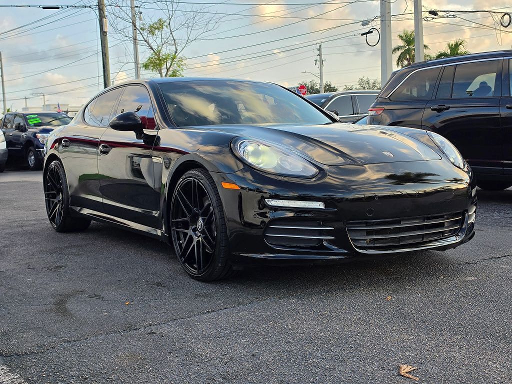 2014 Porsche Panamera 4