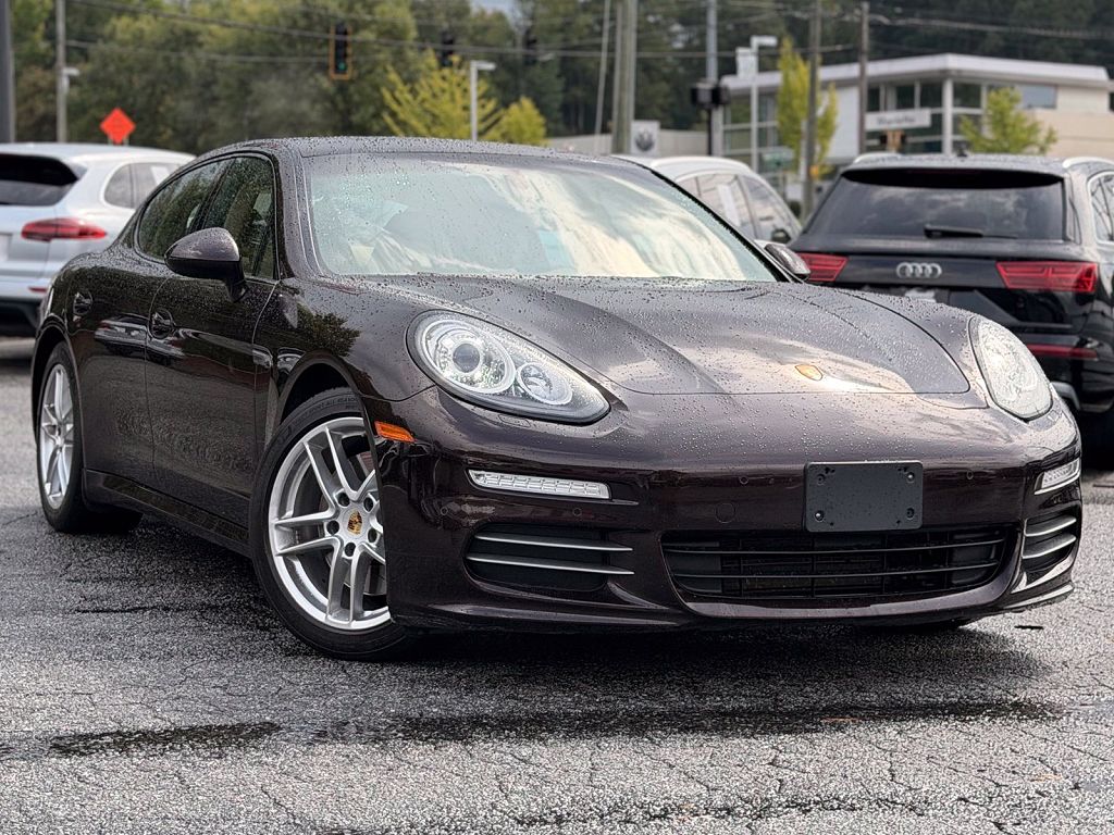 2016 Porsche Panamera
