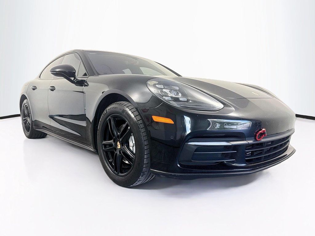 2017 Porsche Panamera