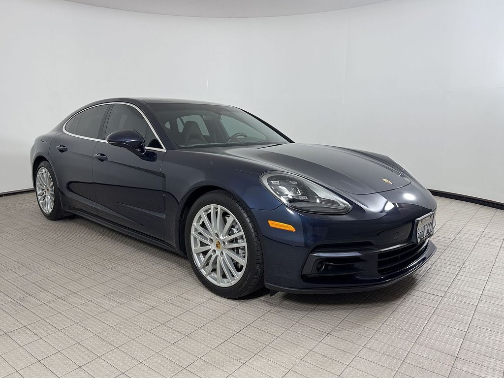 2018 Porsche Panamera