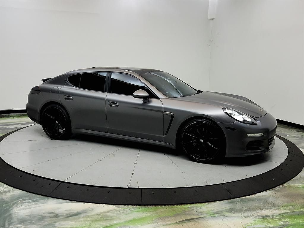2014 Porsche Panamera 4