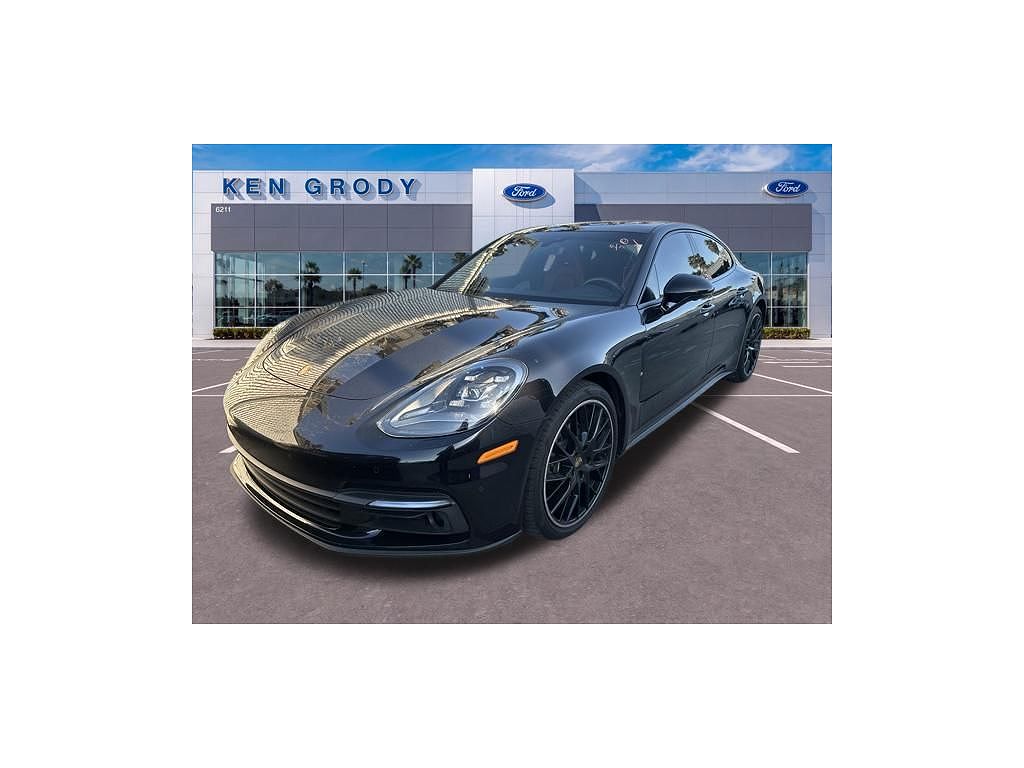 2018 Porsche Panamera