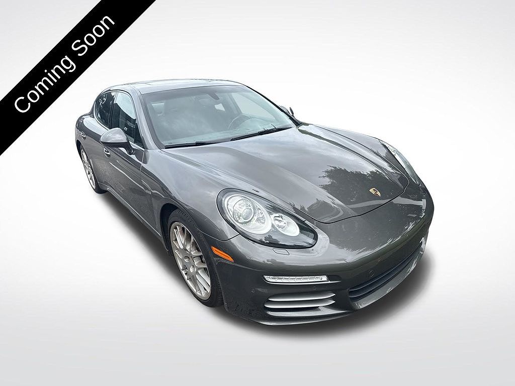 2016 Porsche Panamera 4