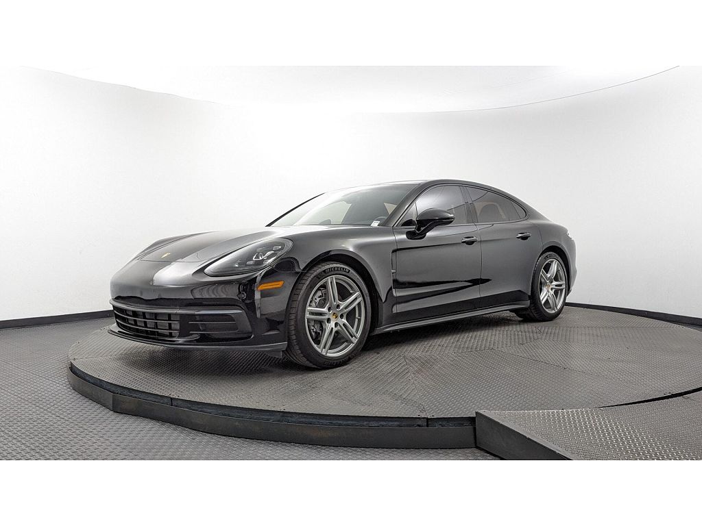 2018 Porsche Panamera 4