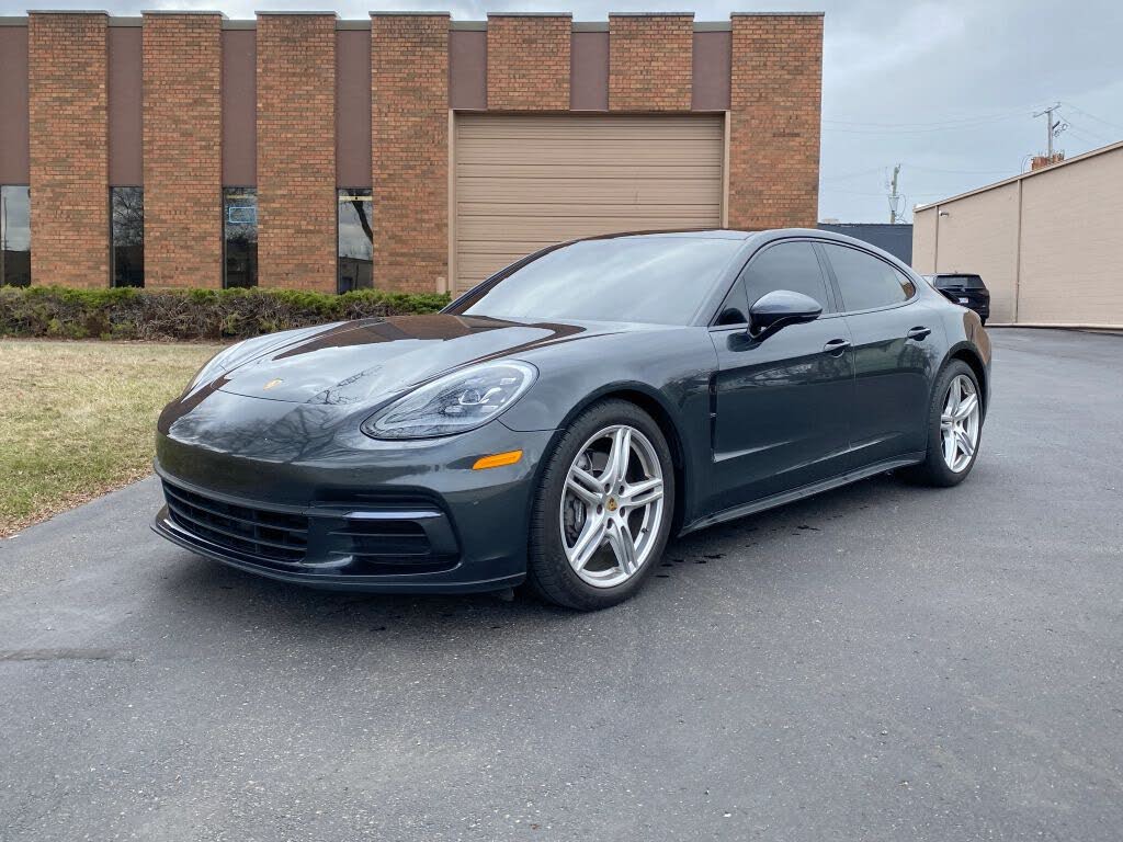 2018 Porsche Panamera