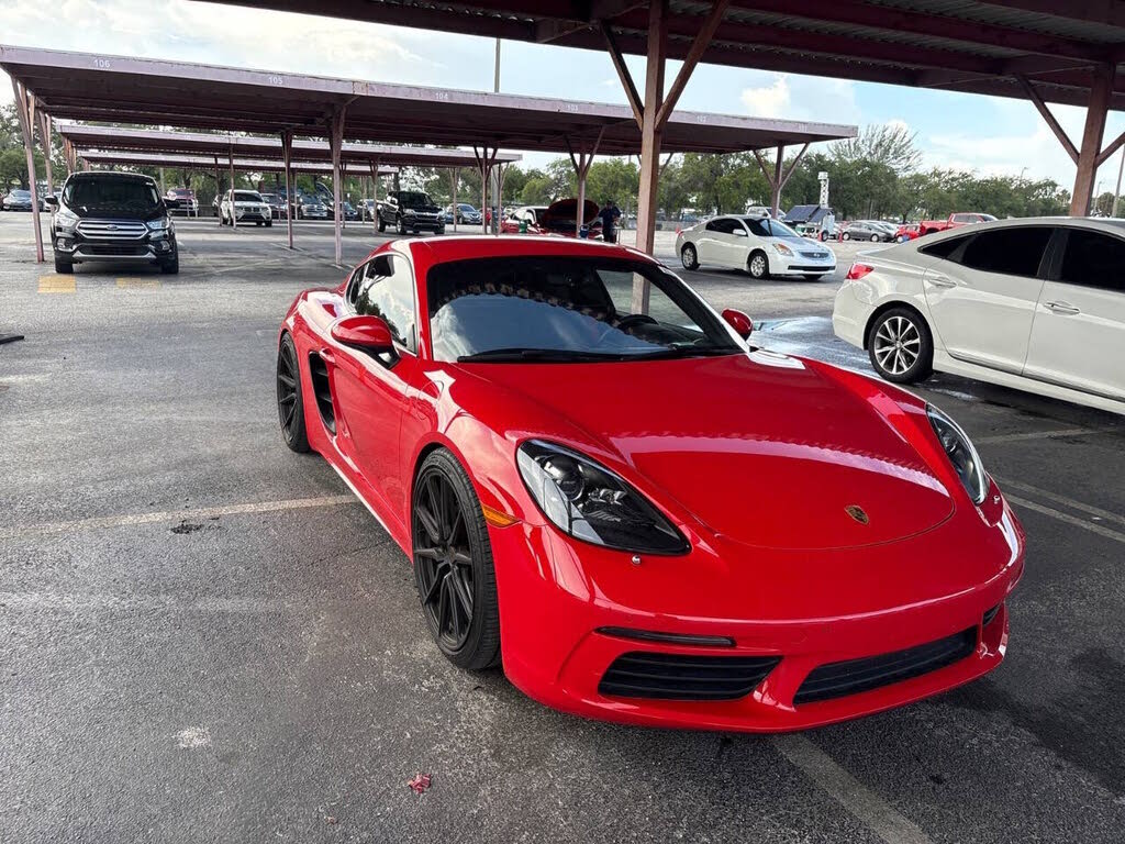 2021 Porsche 718 Cayman T