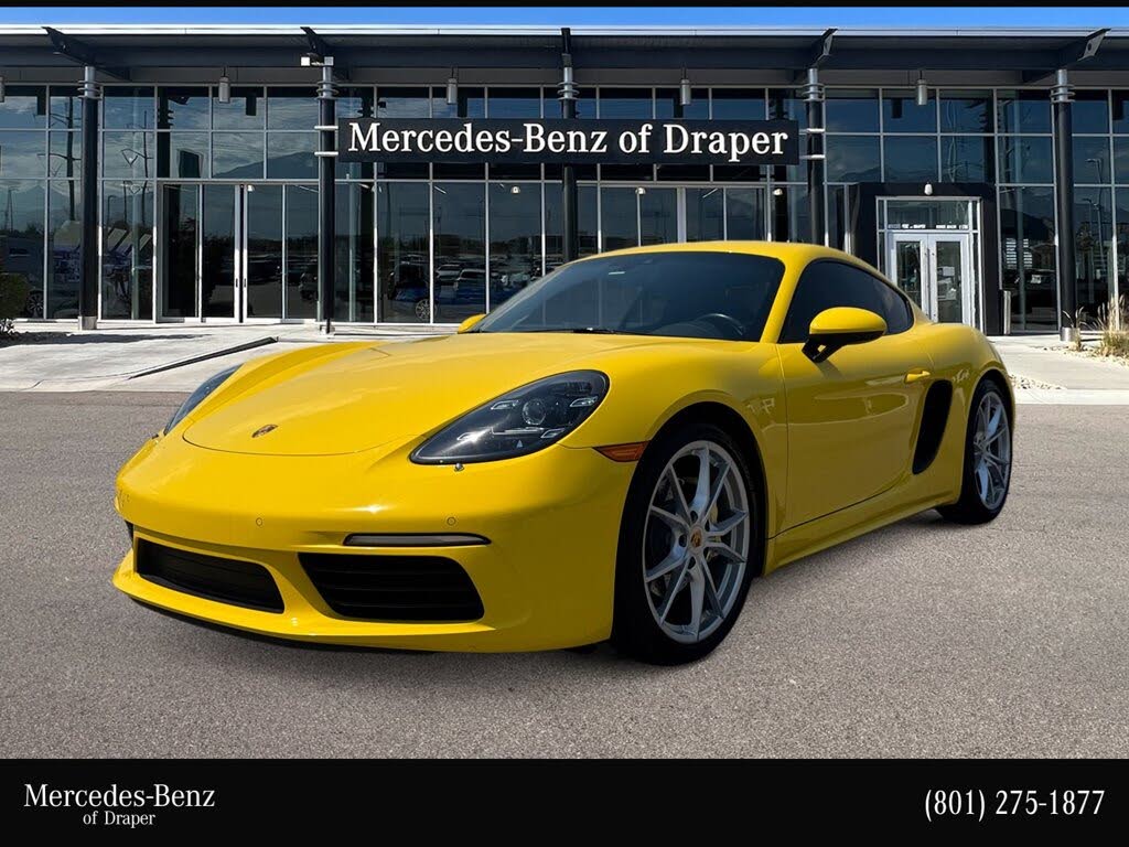 2022 Porsche 718 Cayman T
