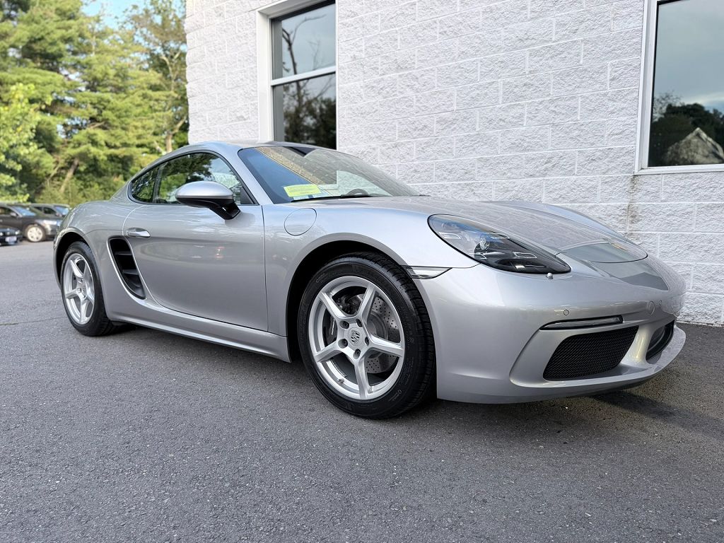 2024 Porsche 718 Cayman