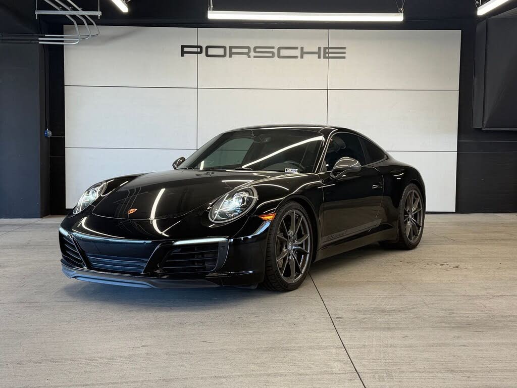 2018 Porsche 911 Carrera 4