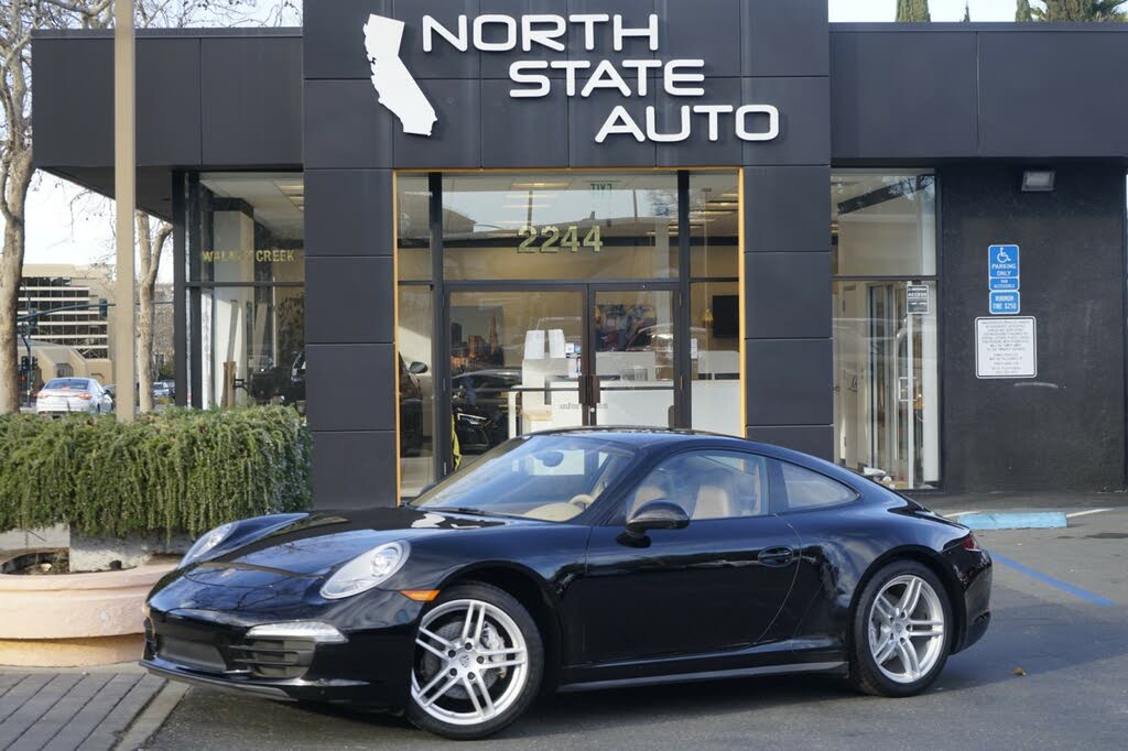 2014 Porsche 911 Carrera 4