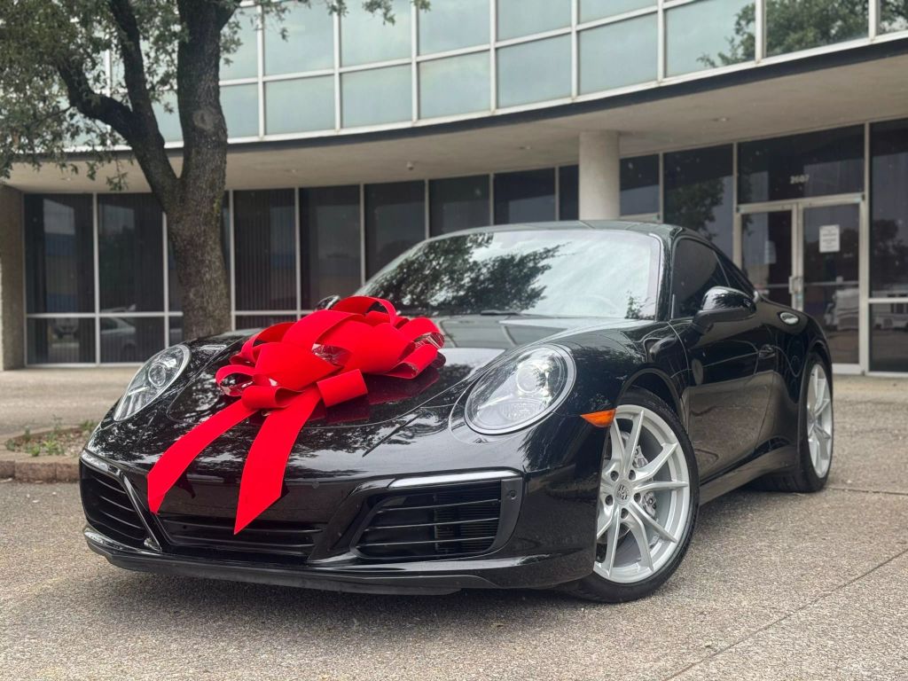 2018 Porsche 911 Carrera 4
