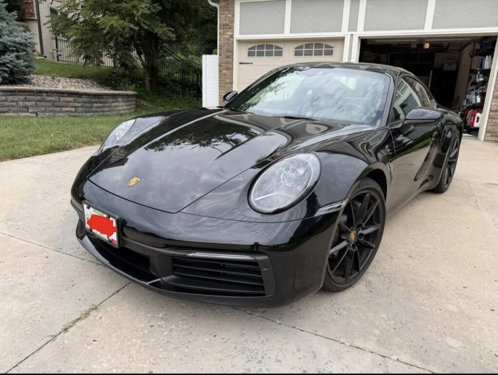 2022 Porsche 911 Carrera 4