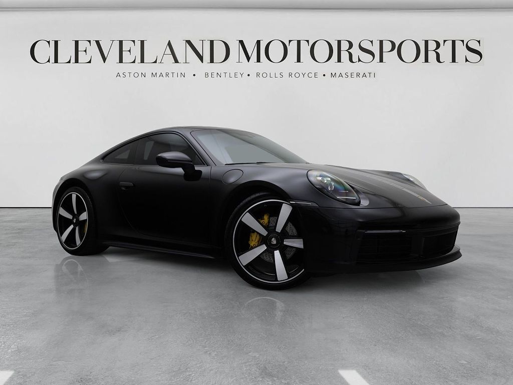 2020 Porsche 911 Carrera 4