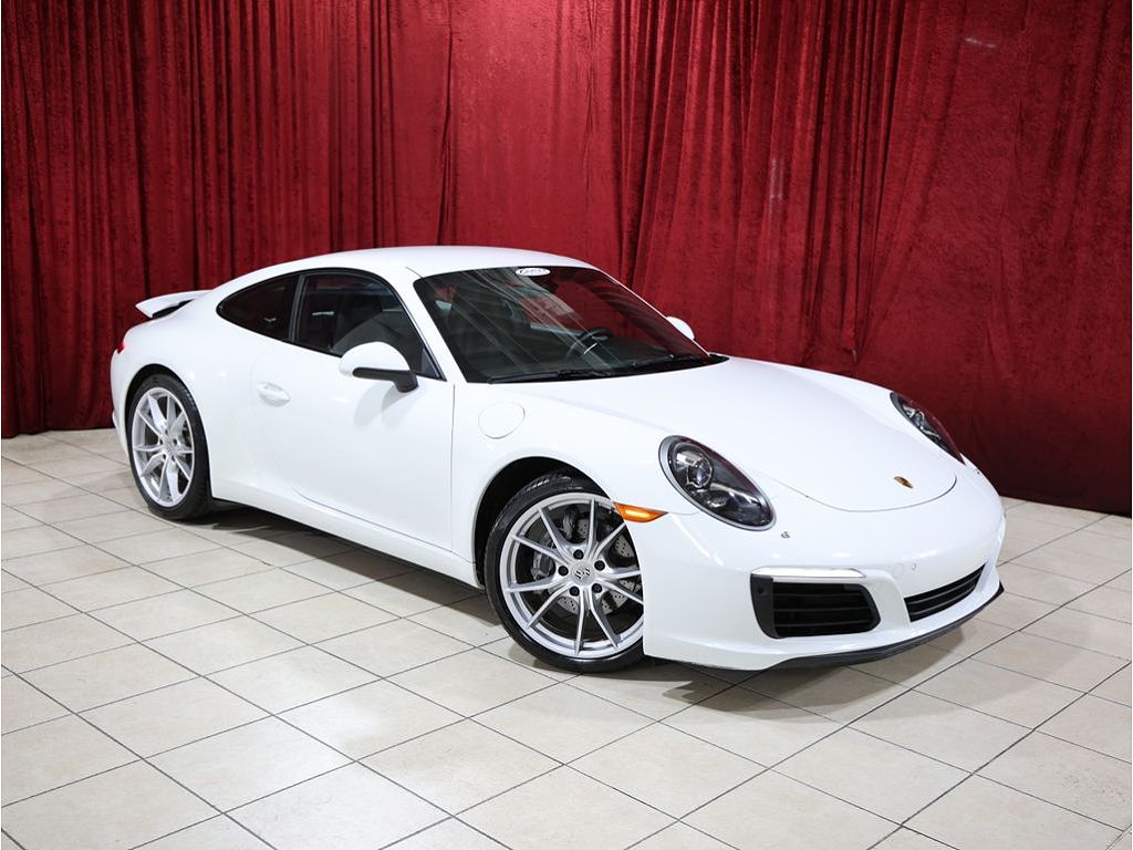 2017 Porsche 911 Carrera