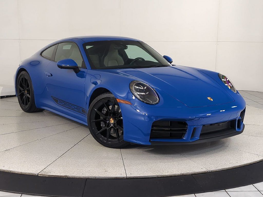 2025 Porsche 911 Carrera S