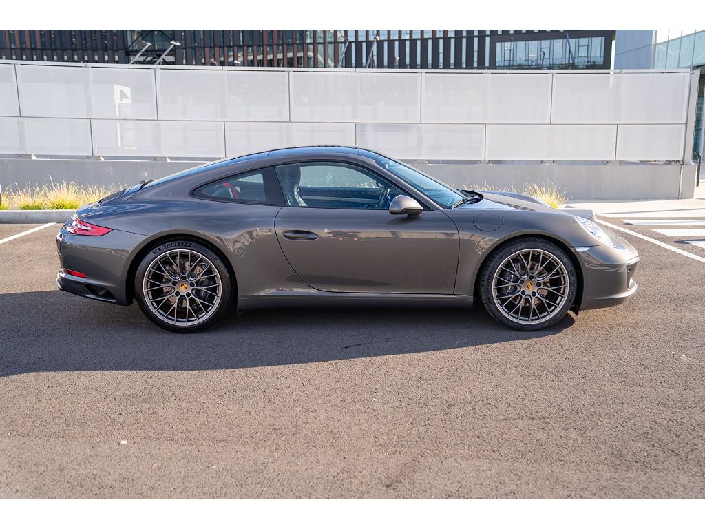 2018 Porsche 911 Carrera S