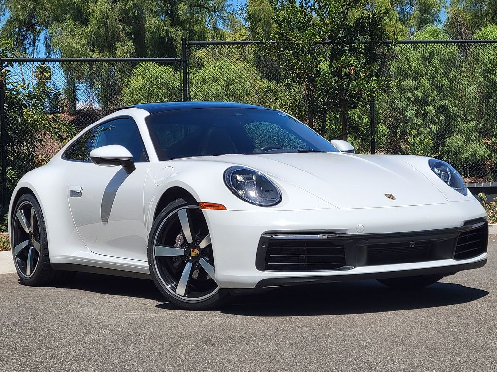 2022 Porsche 911 Carrera S
