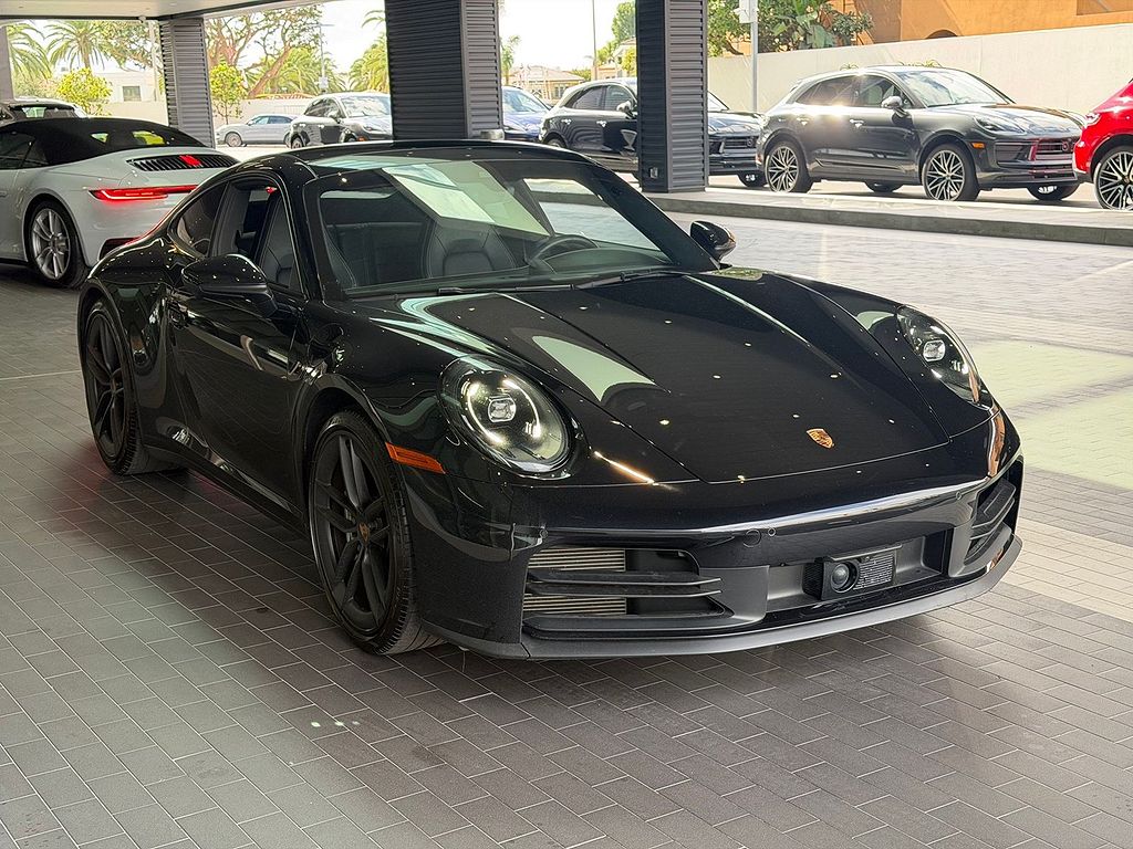 2025 Porsche 911 Carrera S