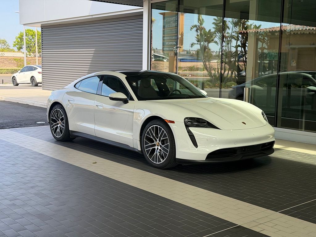 2024 Porsche Taycan photo 1