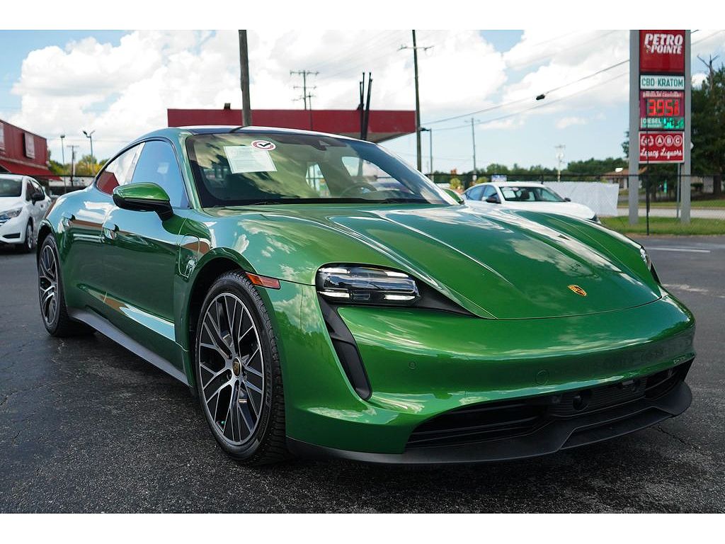 2022 Porsche Taycan