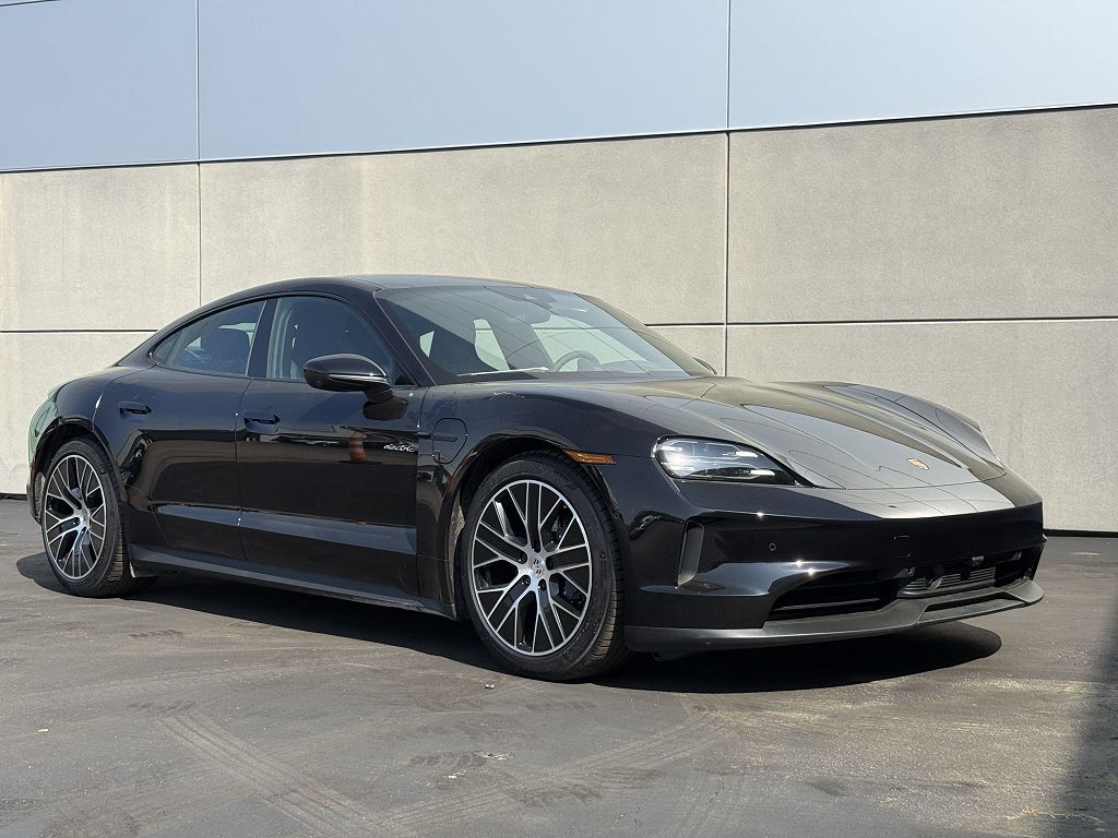 2025 Porsche Taycan