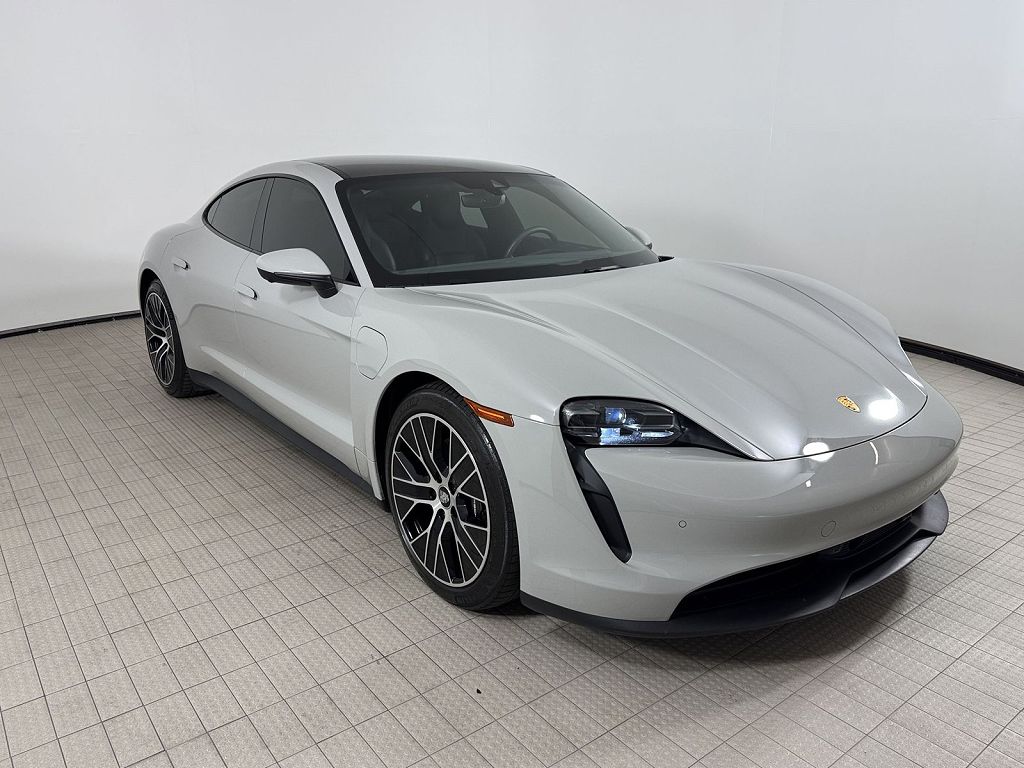 2023 Porsche Taycan photo 1