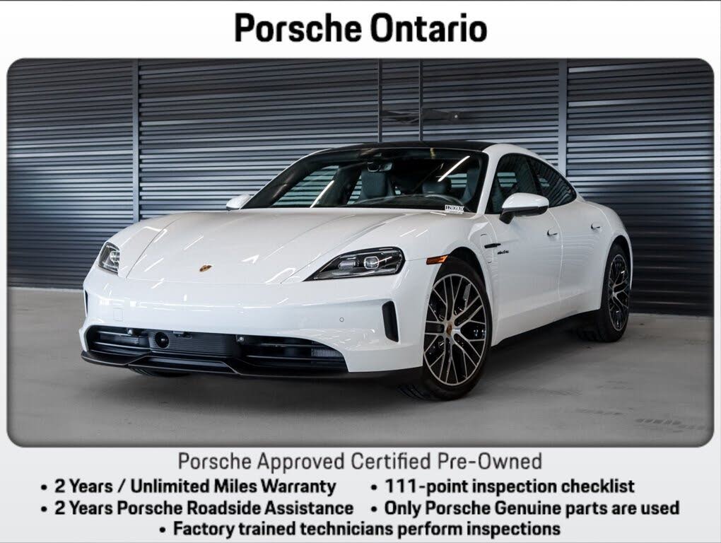 2025 Porsche Taycan photo 1