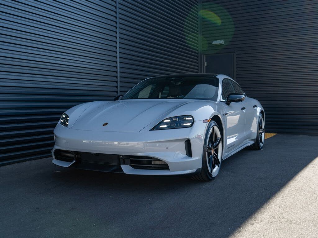 2026 Porsche Taycan