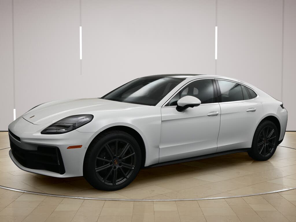 2026 Porsche Panamera 4