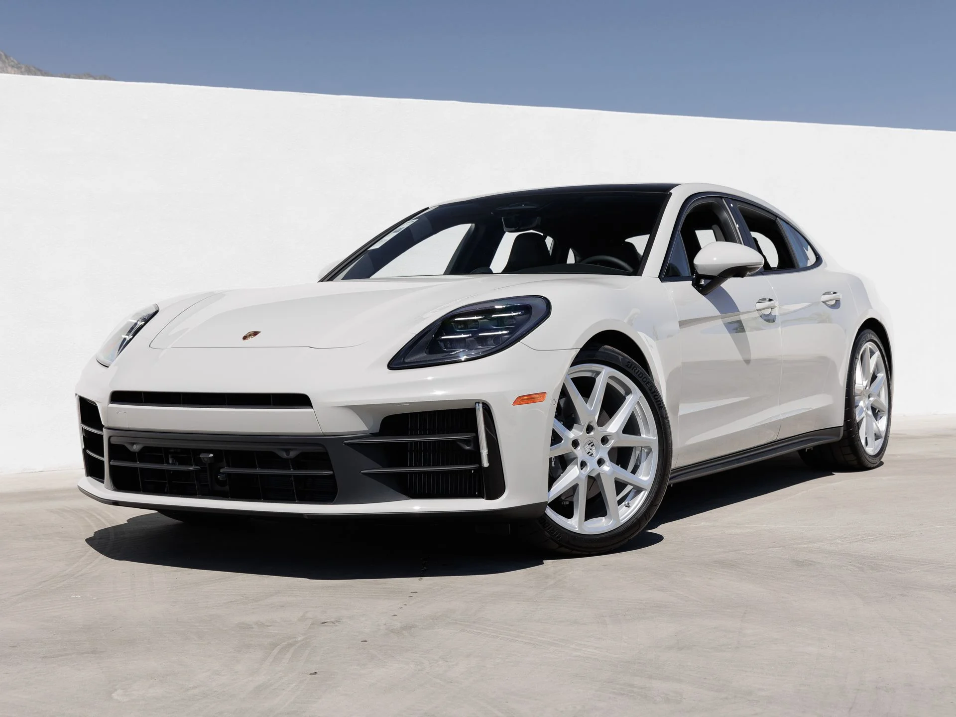2026 Porsche Panamera