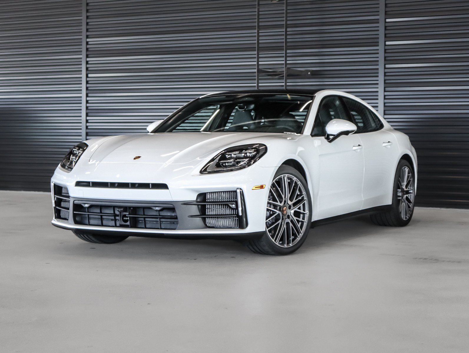 2026 Porsche Panamera