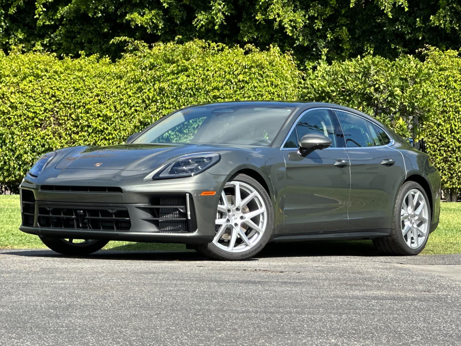 2026 Porsche Panamera