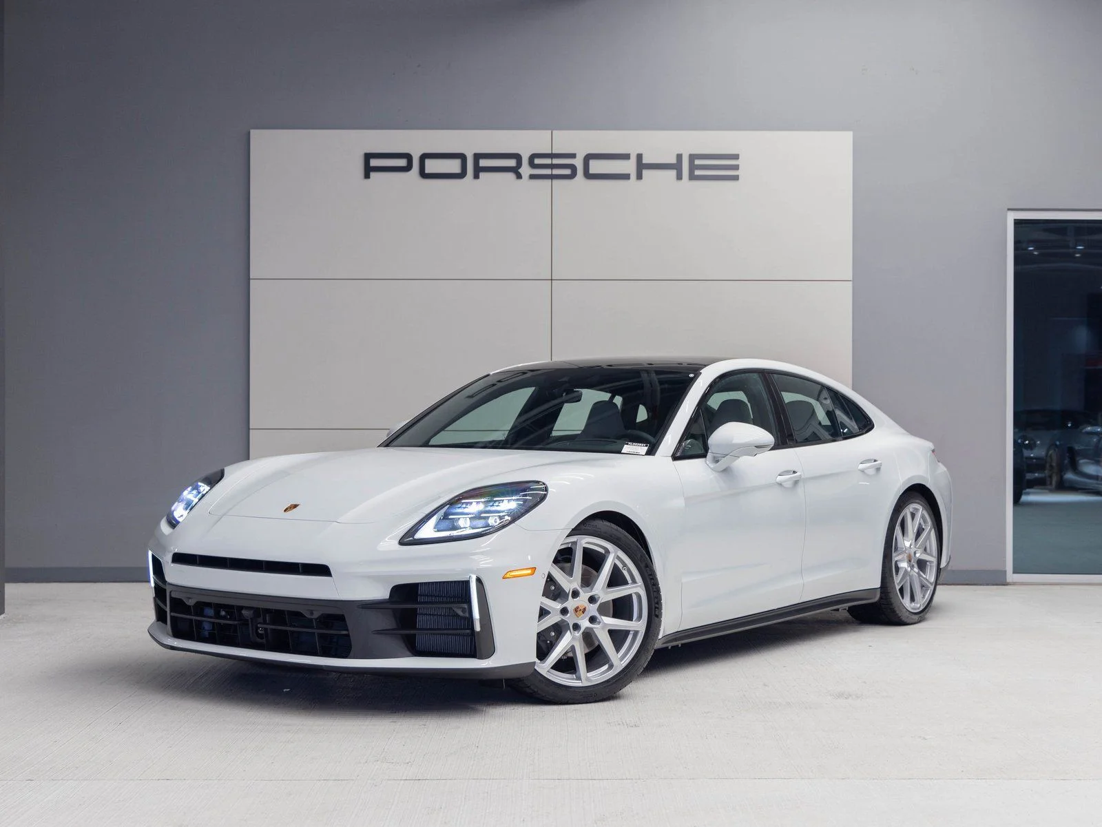 2026 Porsche Panamera