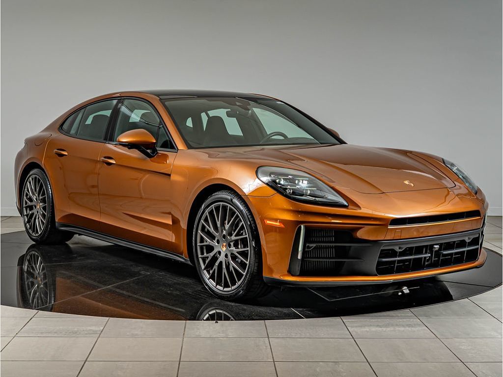 2024 Porsche Panamera 4