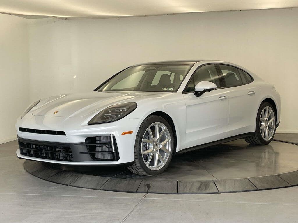 2026 Porsche Panamera