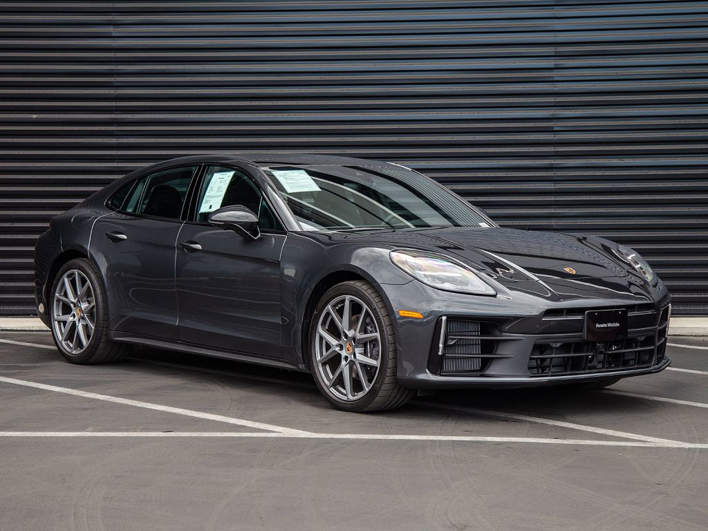 2025 Porsche Panamera