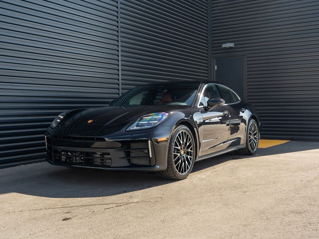 2026 Porsche Panamera