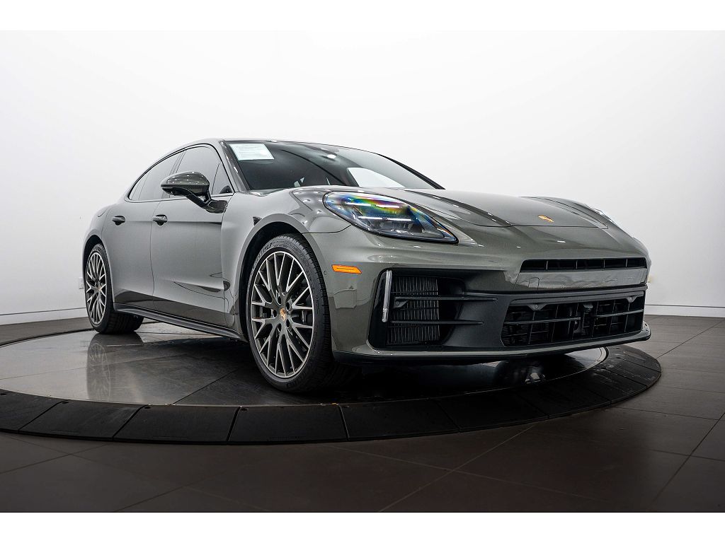 2025 Porsche Panamera