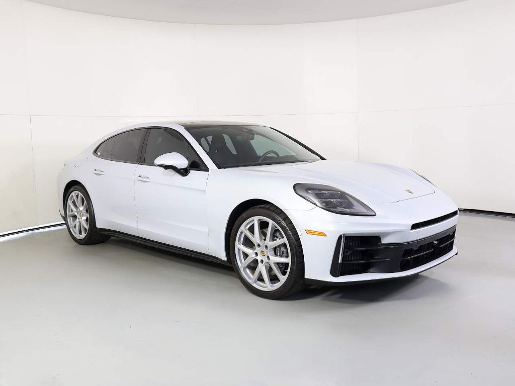 2025 Porsche Panamera