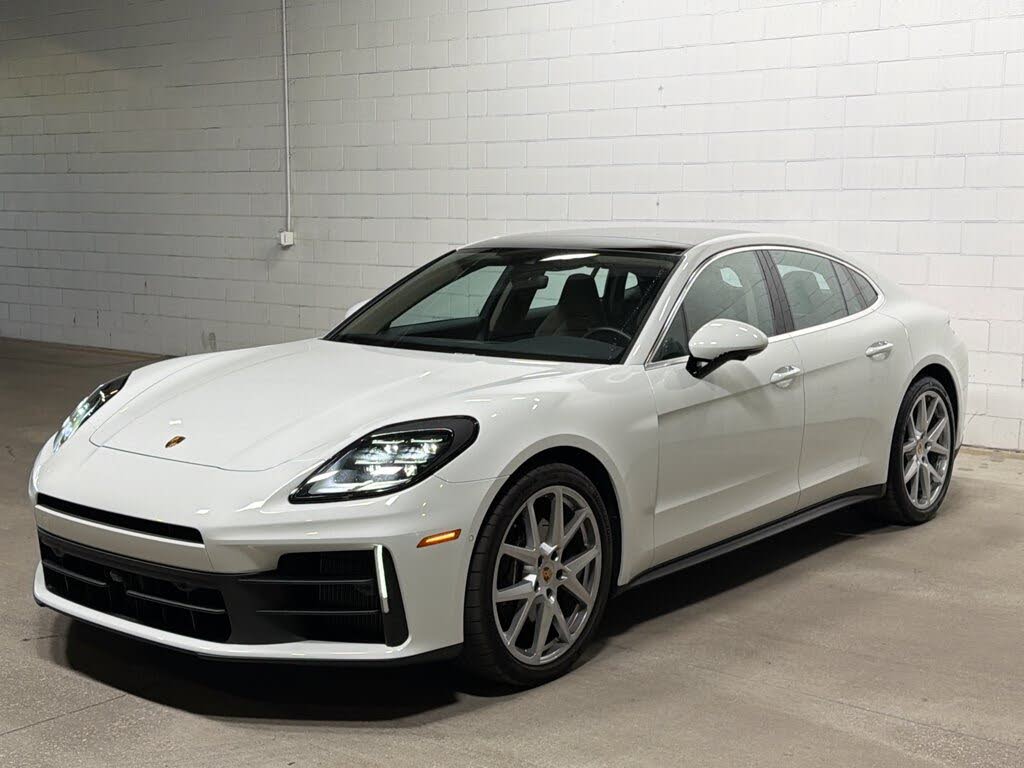 2026 Porsche Panamera